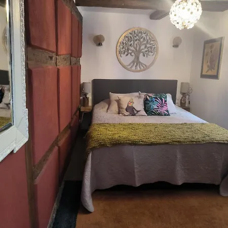 - 1 Mn Du Centre Apartment